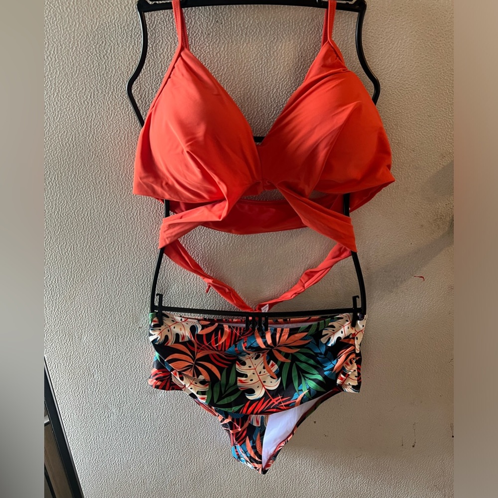 Orange top and flower bottom